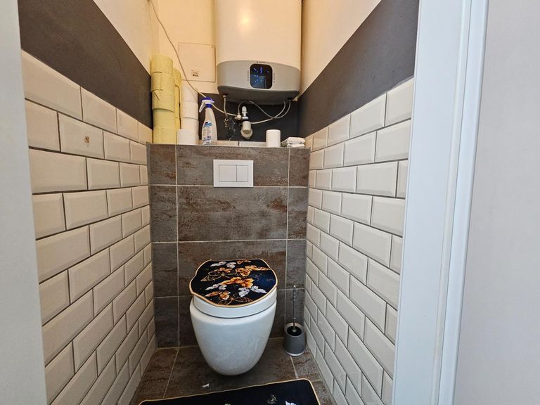 WC