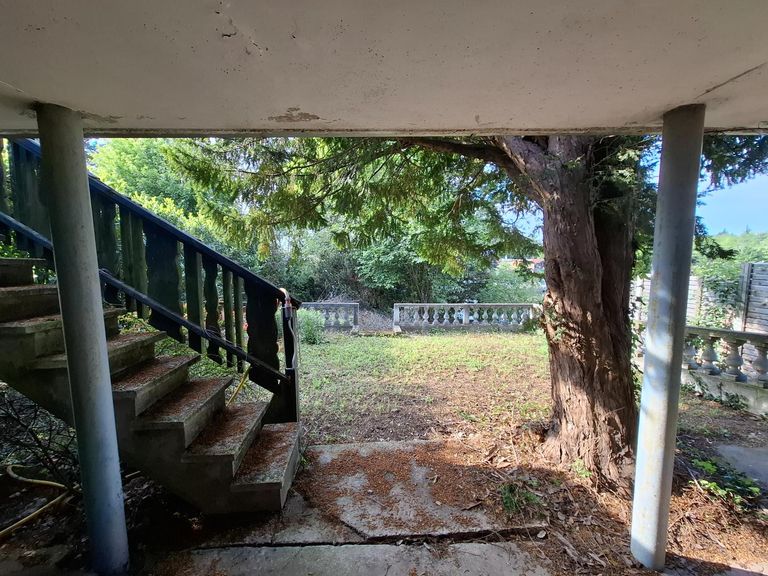 ebenerdiger Kellerausgang