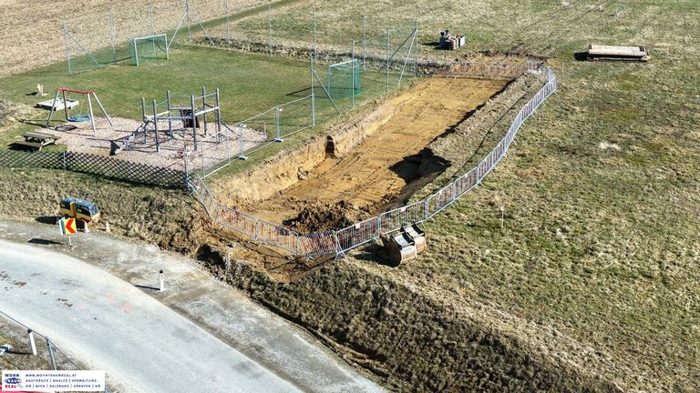 Erschließung gestartet (Anfang März)