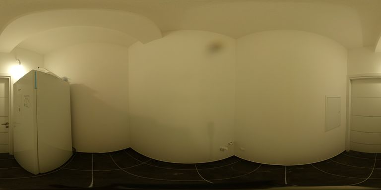 R0010985