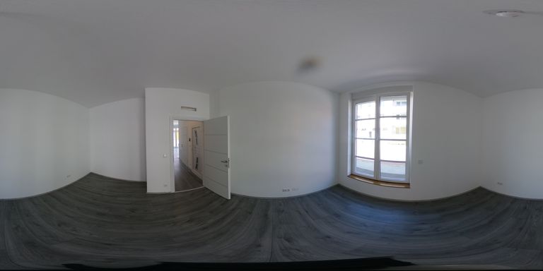 R0010982