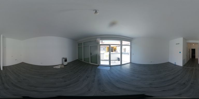 R0010986