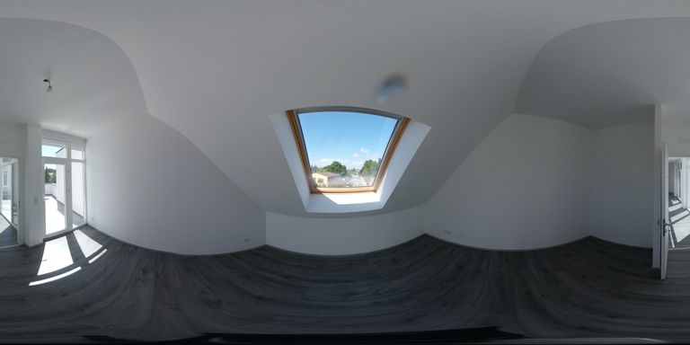 R0011005