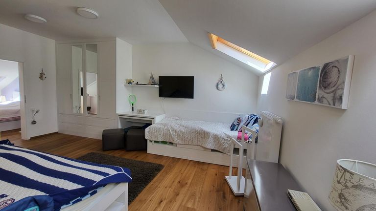 Schlafzimmer im OG