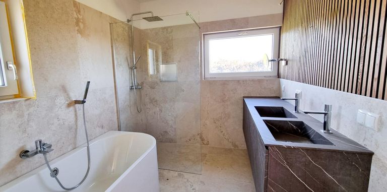 Badezimmer Musterhaus