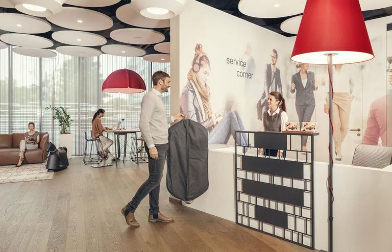 myhive_ServiceDesk_3V0A1007_AdobeRGB