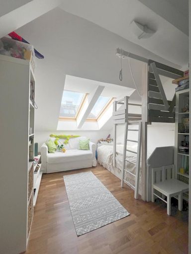 Kinderzimmer mit Hochbett