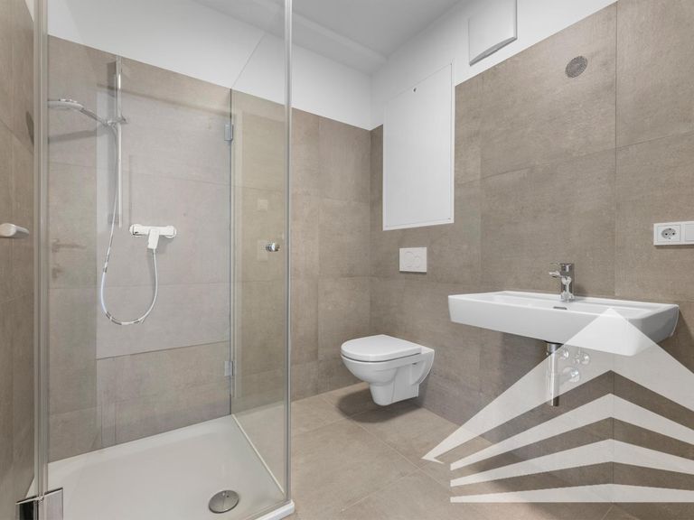 Badezimmer/WC_DG1