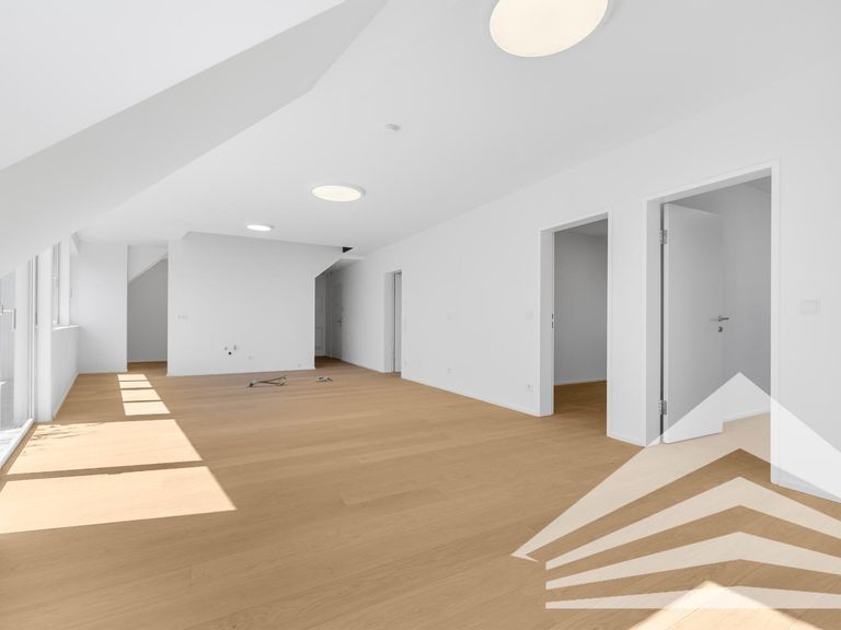 Wohn-/Esszimmer & Küche