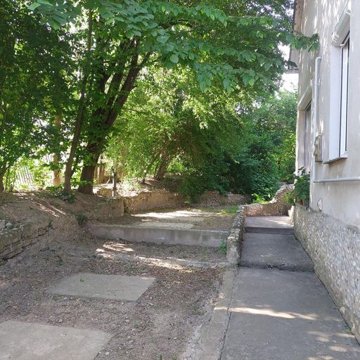 Blick in die Einfahrt