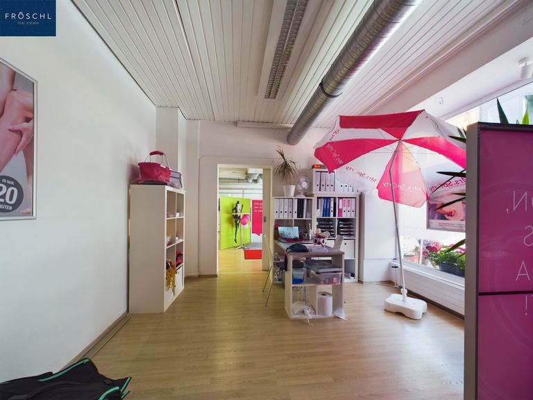 Mrs. Sporty  Office Ansicht 2