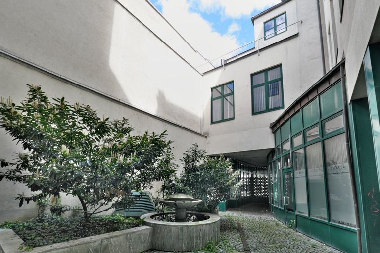 Neunkirchner Straße (Neubauteil) Passage