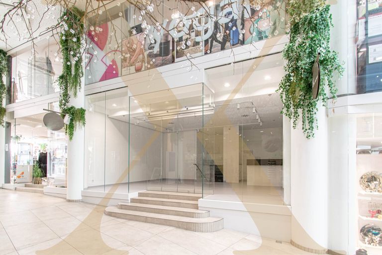 Geschäftsfläche außen I