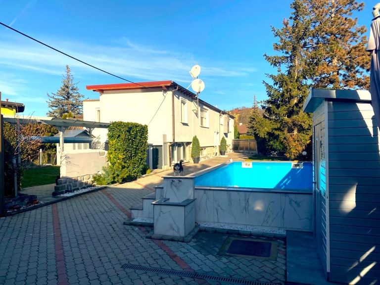 3 Haus, Garten
