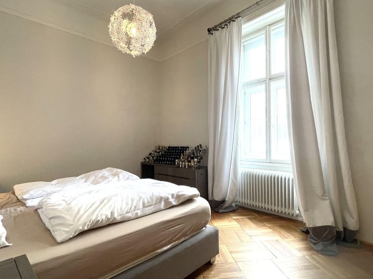 8 SCHLAFZIMMER