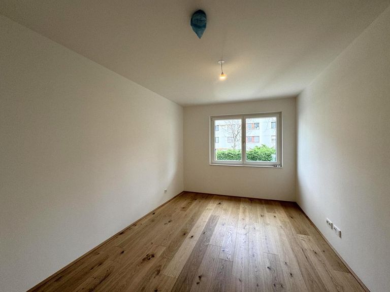 Schlafzimmer 2 von 2