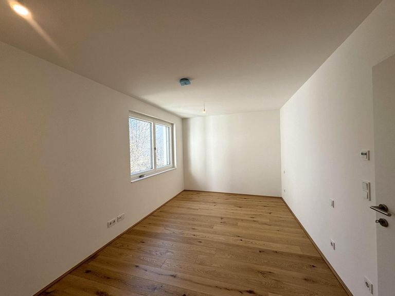 Schlafzimmer 2 von 2