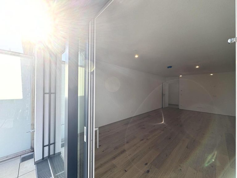 Terrasse 1 von 2 / Wohnzimmer