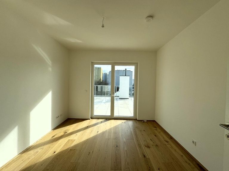 Schlafzimmer 1 von 3