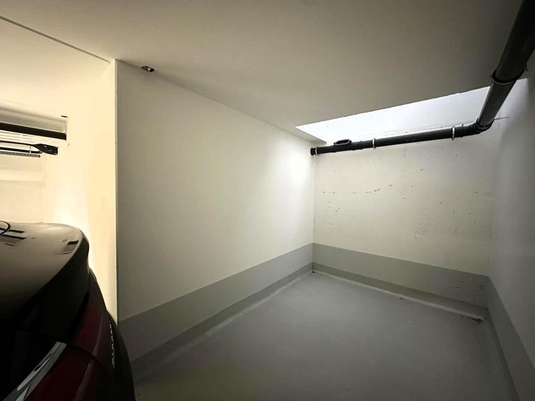 ( verlängerter ) Autoabstellplatz 07