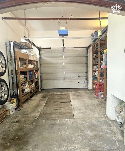 Garage 2