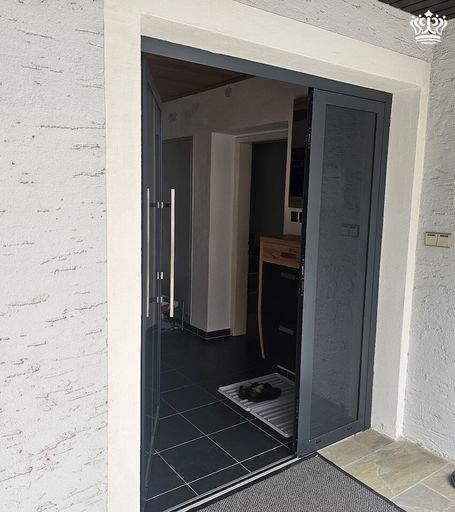 Haupteingangsbereich EG