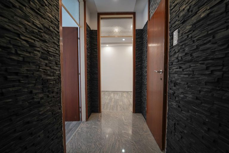 Flur in Richtung Kinderzimmer, Schlafzimmer und Ba