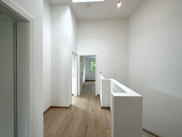 OG / Verteilerflur mit Lichtkuppel