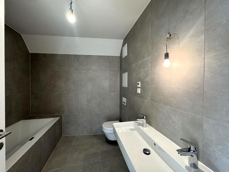 Badezimmer 2 von 2