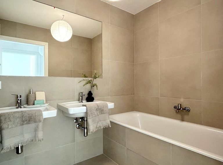 Badezimmer (Haus 2, 4, 6, 8, 10)