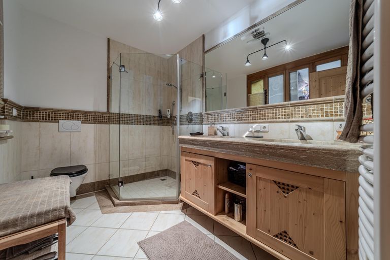 2. Badezimmer