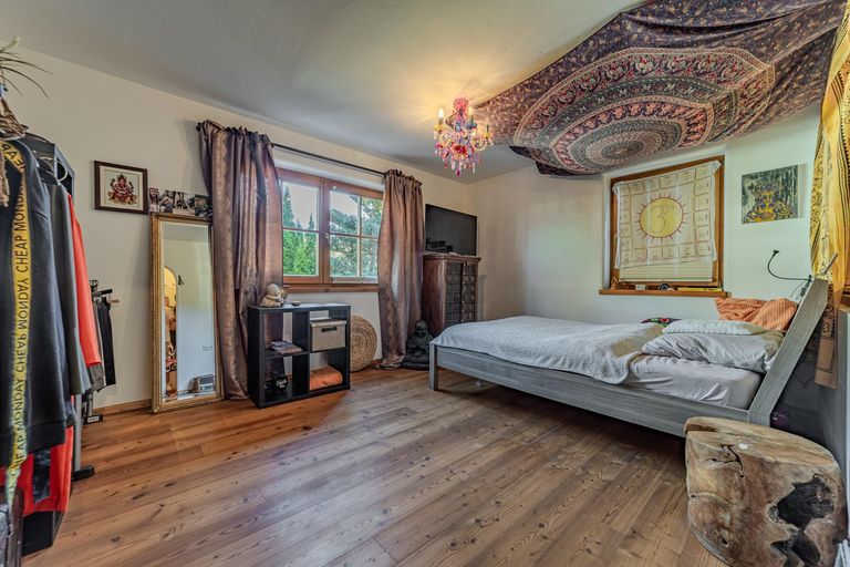 2. Schlafzimmer