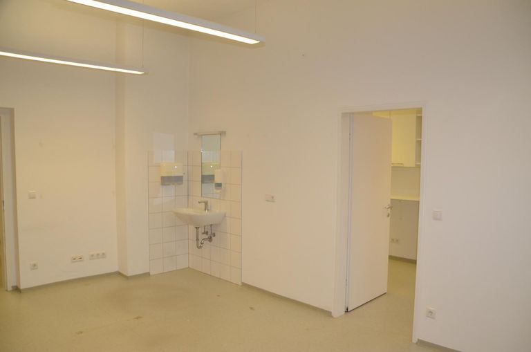 Behandlungszimmer 1_Ansicht 2