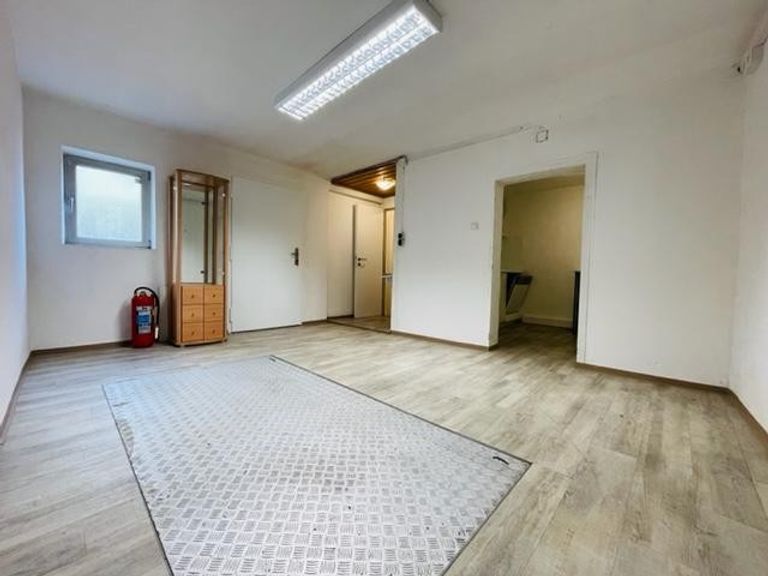 Büro bzw. Aufenthaltsraum