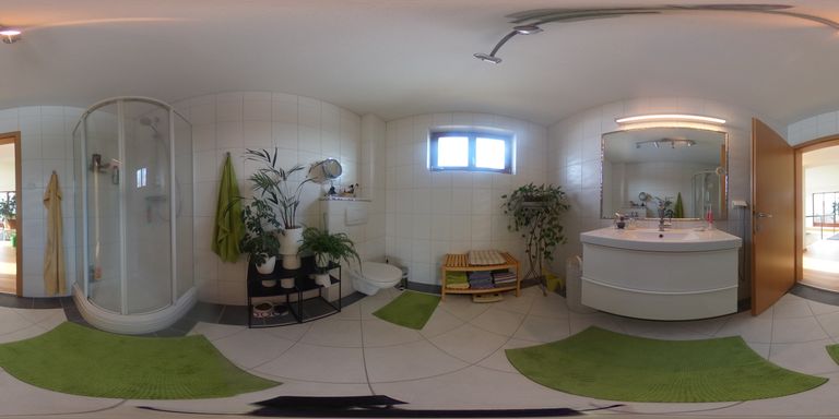 Badezimmer EG