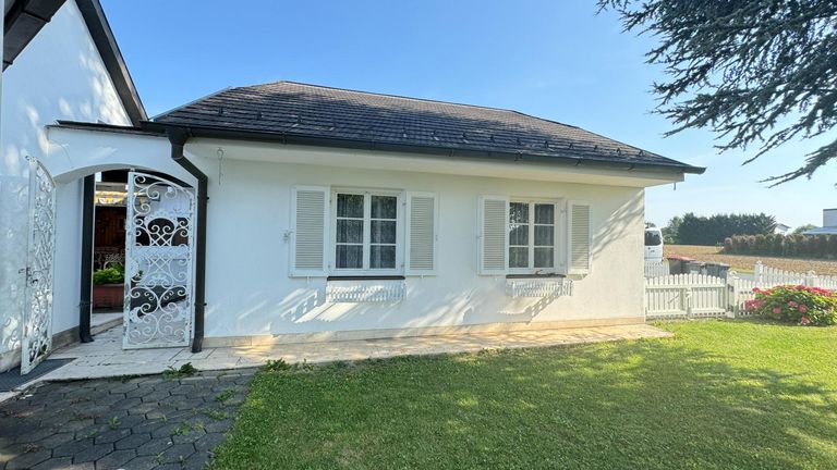 Seitenansicht Garage