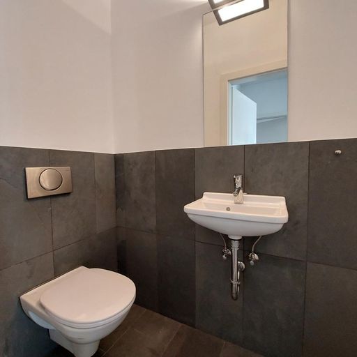 moderne Toiletten