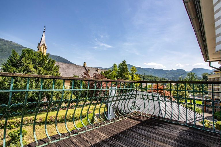 Balkon Richtung Kirche (Osten)