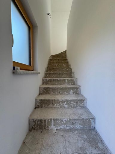 Treppenaufgang (Belag noch wählbar)