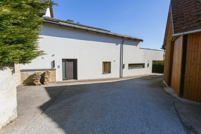 Zufahrt Garage
