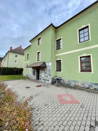 Haus Aussenansicht Innenhof IMG_8997