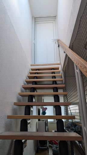 Treppe zur Dachterasse