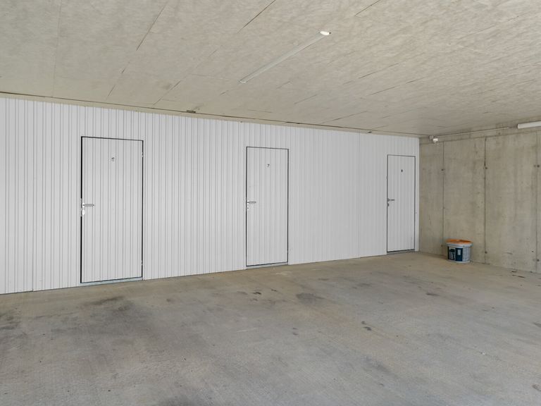 Überdachter Abstellplatz inkl. Kellerersatzraum
