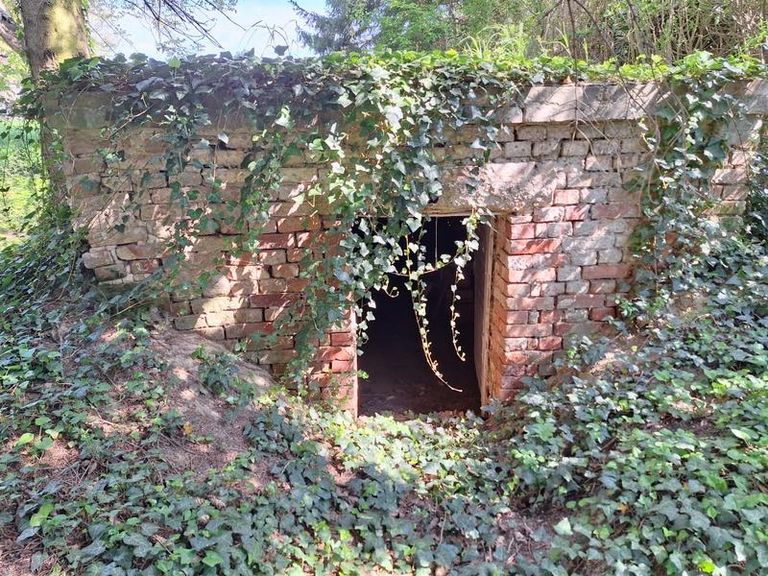 Der urige Weinkellereingang