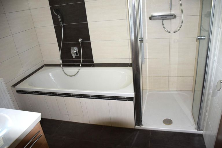 Badezimmer EG BJ 2013