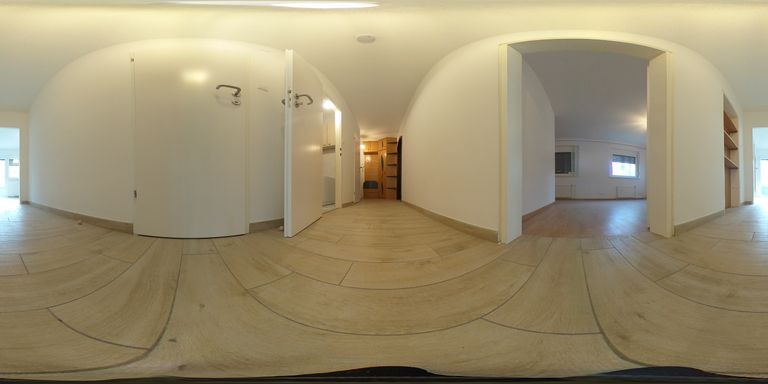 R0010445