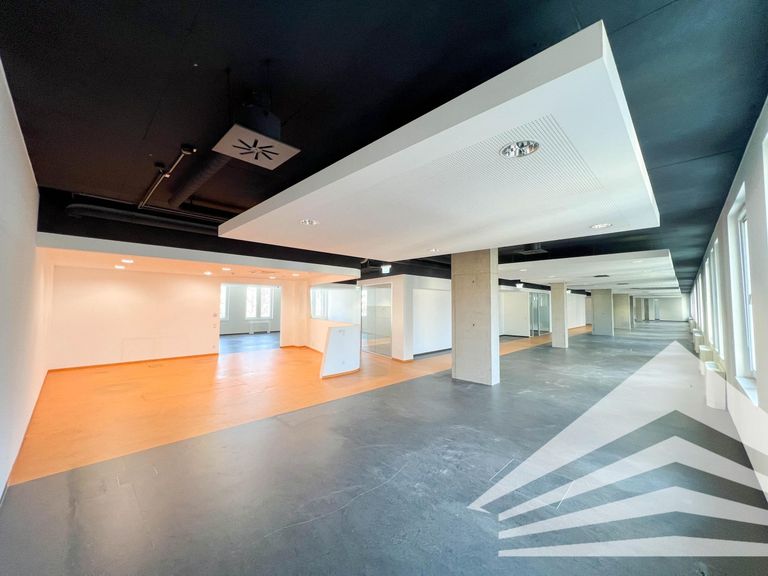 offene Bürofläche leer