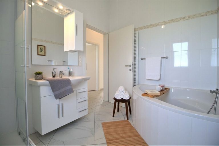 Badezimmer: KI generierte Accessoire