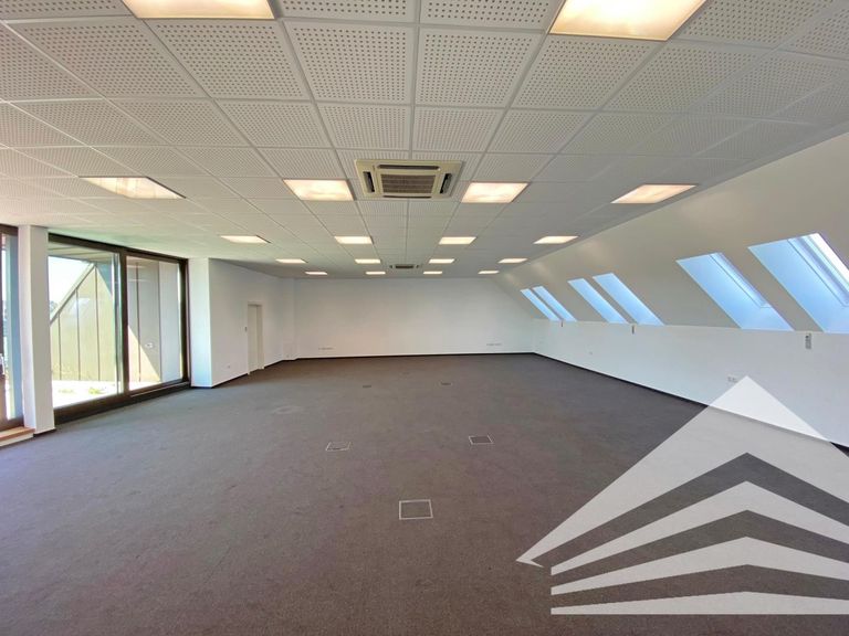 Seminarraum/Großraumbüro 6. OG