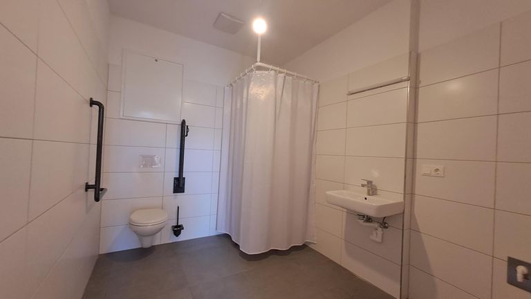 alle Badezimmer barrierefrei